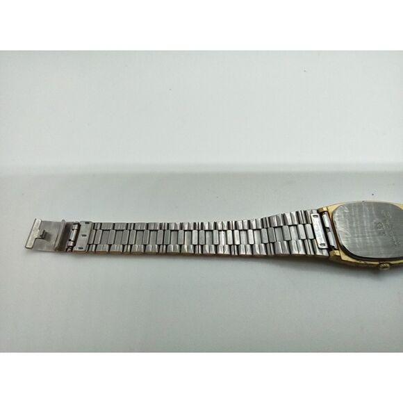 Bill Blass Ladies Vintage Black Face Watch - Picture 13 of 15